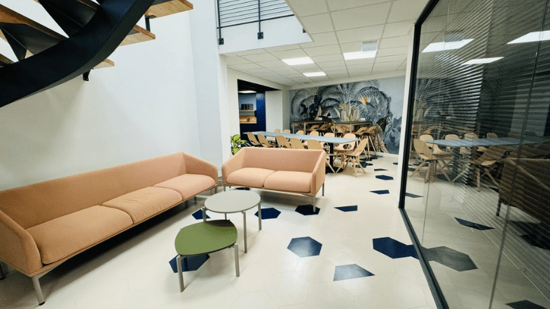 ALES BUREAUX PAGES