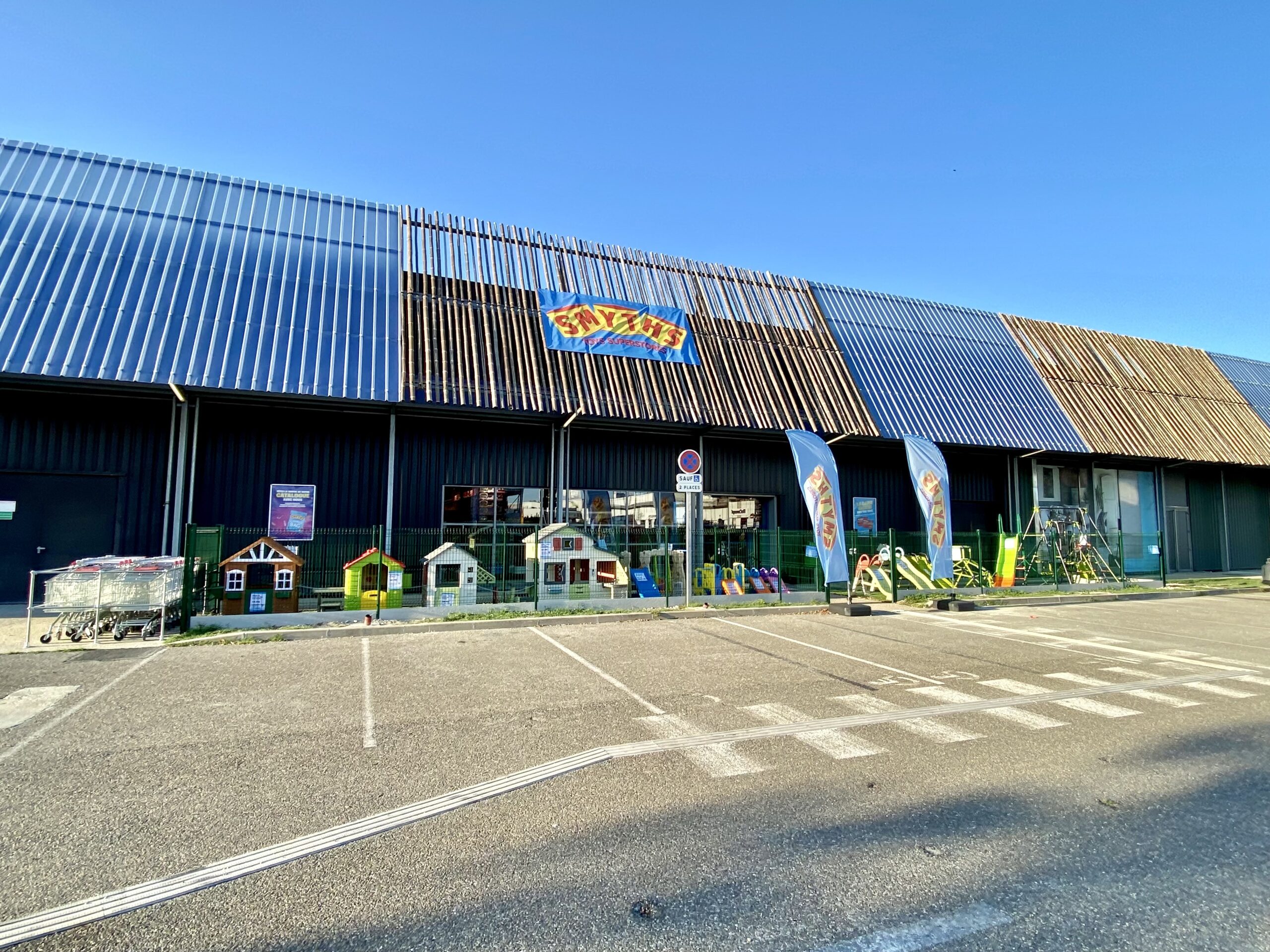 Aménagement Smyths Toys Bordeaux