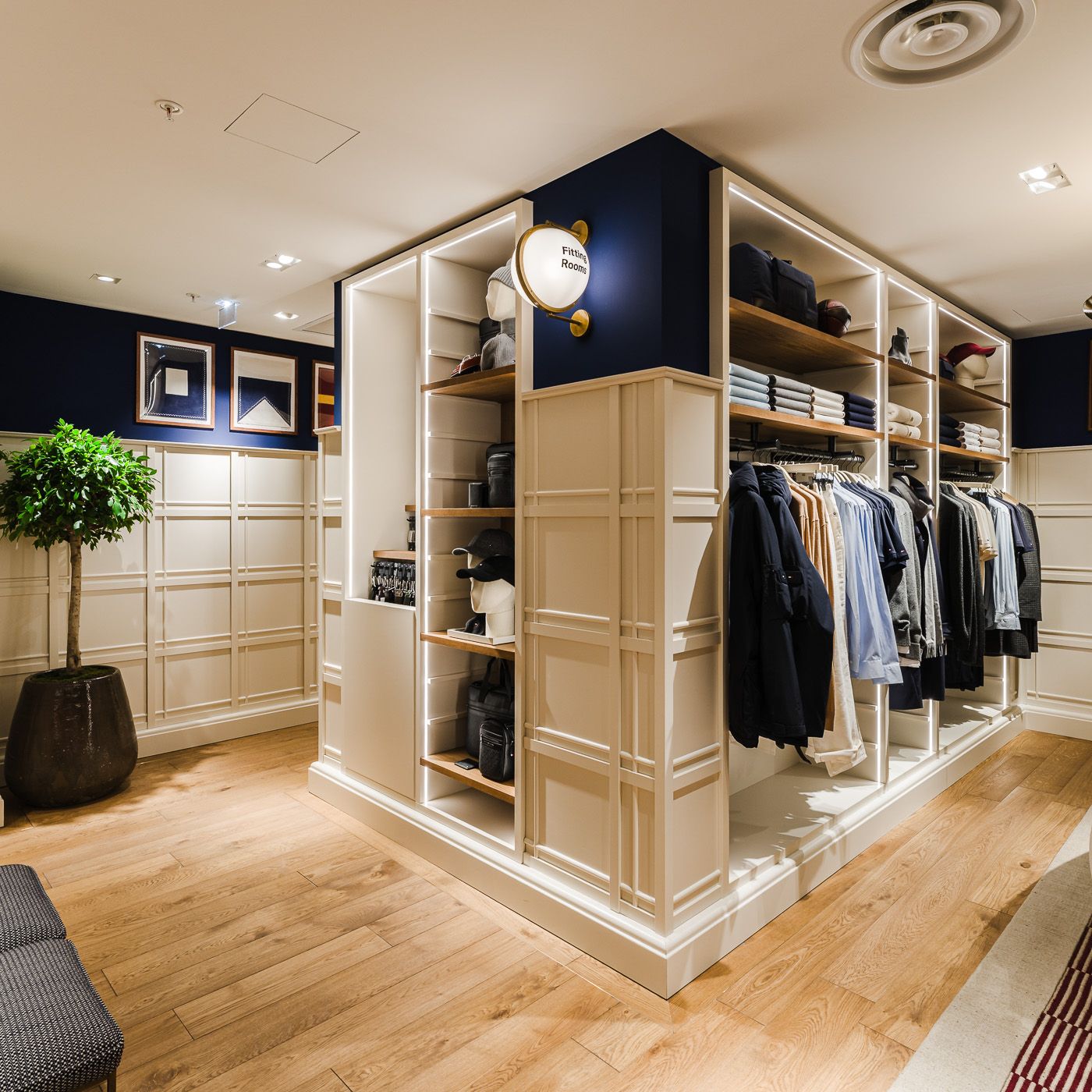 Aménagement corner magasin Tommy Hilfiger Aménagement corner magasin Tommy Hilfiger