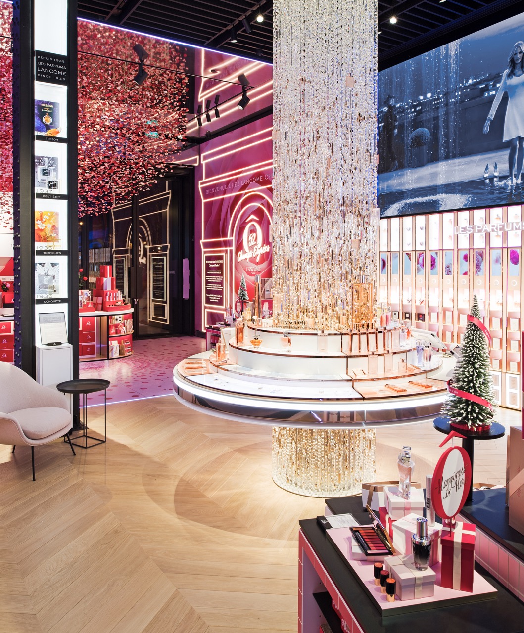 Aménagement magasin Lancôme Aménagement magasin Lancôme